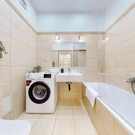 Cozy Downtown Obozna *