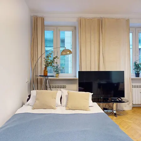 Cozy Downtown Obozna Apartmán *