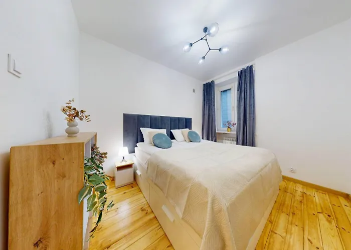 Cozy Downtown Obozna