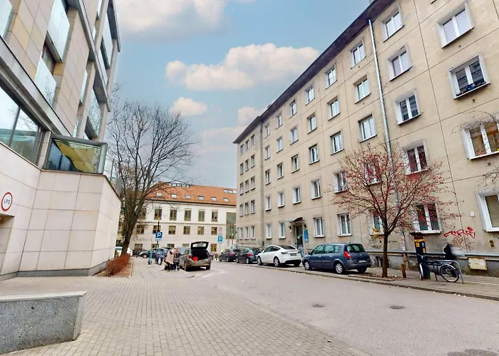 Cozy Downtown Obozna Apartment *